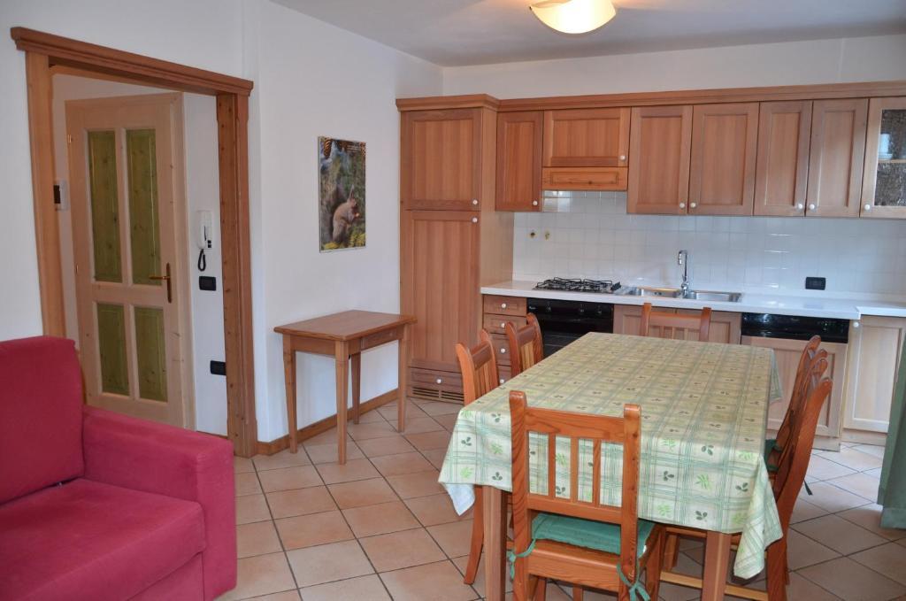 Casa Tomaselli Aparthotel Pellizzano Cameră foto